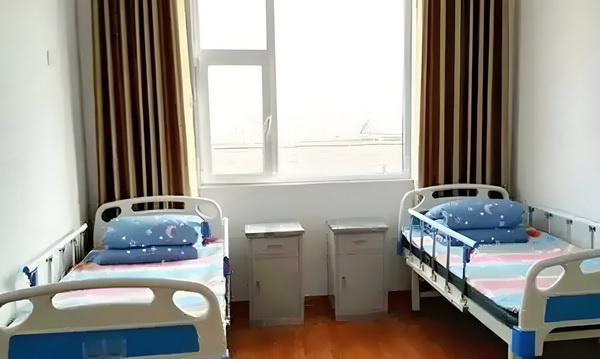 仅一周董璇二婚老公就被扒干净，她又看走眼了？